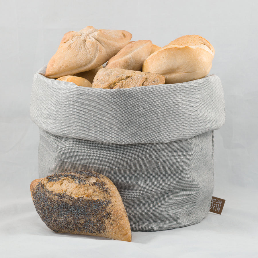Bunbag umgekrempelt als Brotkorb mit Brötchen